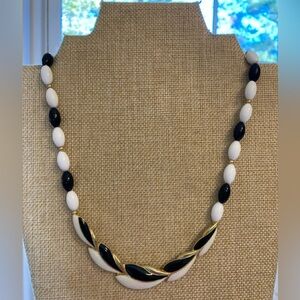 Black & White Beaded Vintage Necklace with Enameled Finish